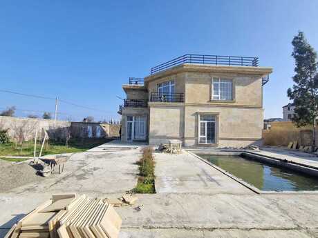 6 otaqlı həyət evi/bağ evi - Mərdəkan q. - 400 m²