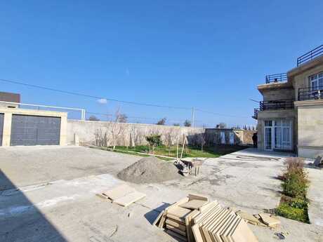 6 otaqlı həyət evi/bağ evi - Mərdəkan q. - 400 m²