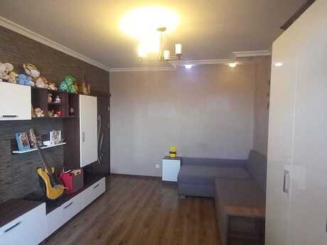 3 otaqlı köhnə tikili - Biləcəri q. - 90 m²