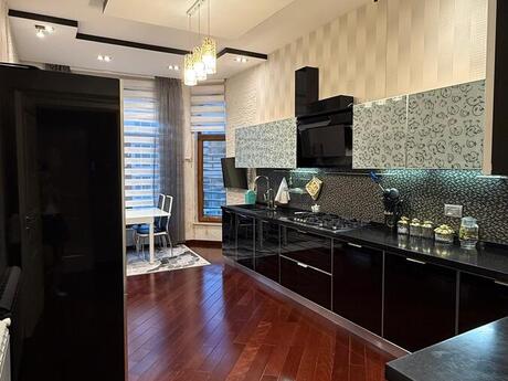 4-room apartment, 210 m², İçəri Şəhər: 695 000 ₼ 5