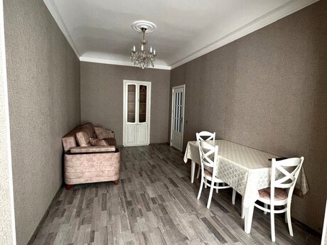 3 otaqlı köhnə tikili - Nəriman Nərimanov m. - 70 m²
