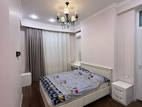 9 otaqlı yeni tikili - Nəsimi r. - 120 m²