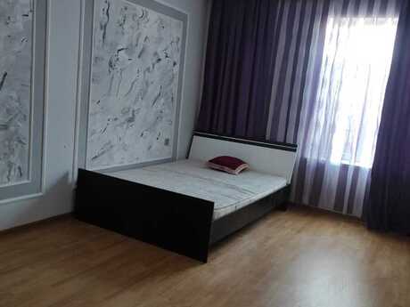 1 otaqlı həyət evi/bağ evi - Saray q. - 50 m²