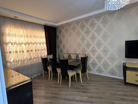 4 otaqlı həyət evi/bağ evi - Masazır q. - 200 m²