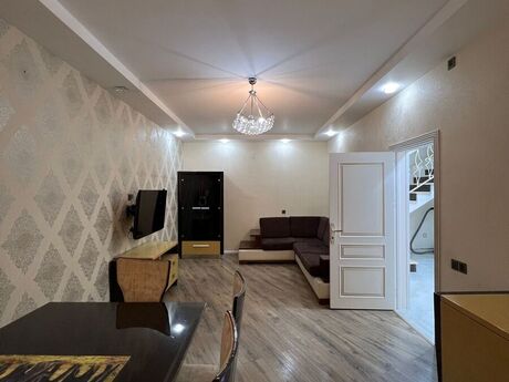 4 otaqlı həyət evi/bağ evi - Masazır q. - 200 m²