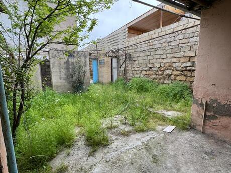 3 otaqlı həyət evi/bağ evi - Yeni Suraxanı q. - 40 m²
