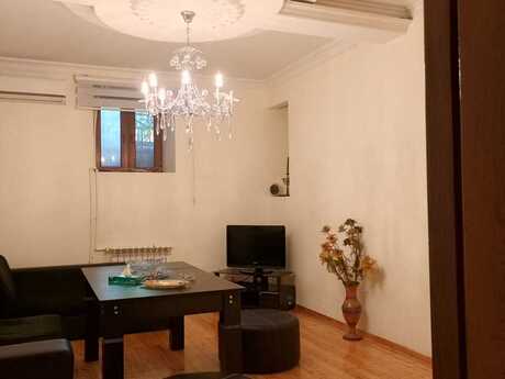 2 otaqlı köhnə tikili - Nəriman Nərimanov m. - 52 m²