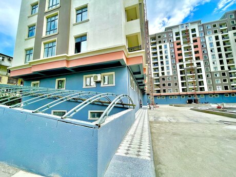 3-комн. новостройка - м. Кара Караев - 126 м²