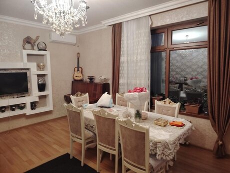 Объявление №6089502 - Баку, Хатаинский р., 5-комн., 150 м²
