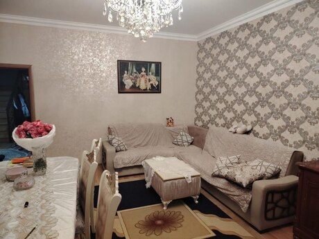 5 otaqlı həyət evi/bağ evi - Xətai r. - 150 m²