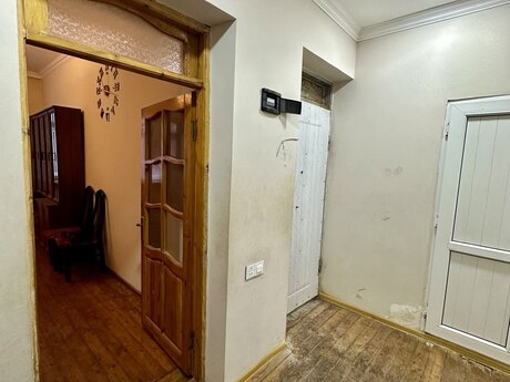 2 otaqlı köhnə tikili - Koroğlu m. - 60 m²