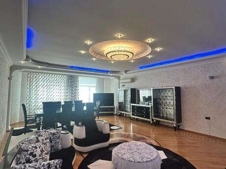 4 otaqlı yeni tikili - Nizami m. - 198 m²