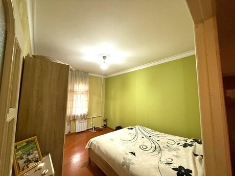 3 otaqlı köhnə tikili - Nəriman Nərimanov m. - 80 m²