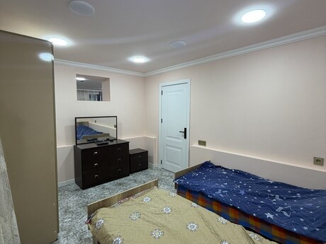 3 otaqlı həyət evi/bağ evi - Badamdar q. - 75 m²