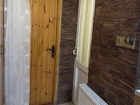 2 otaqlı həyət evi/bağ evi - Nizami m. - 70 m²