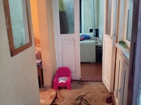 3 otaqlı həyət evi/bağ evi - 8 Noyabr m. - 44 m²