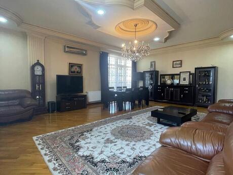 5 otaqlı yeni tikili - Elmlər Akademiyası m. - 245 m²