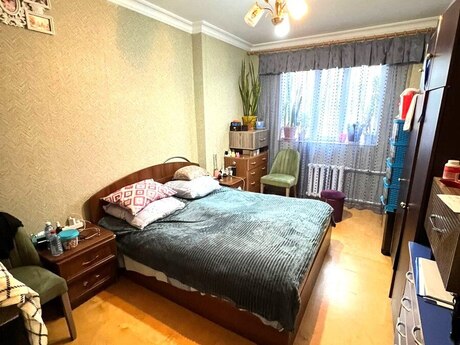 3 otaqlı köhnə tikili - Həzi Aslanov m. - 90 m²