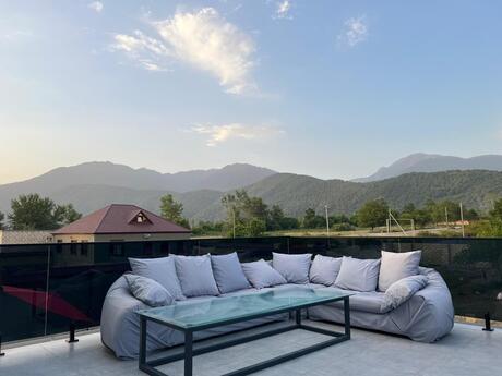 3 otaqlı həyət evi/bağ evi - Qəbələ - 800 m²