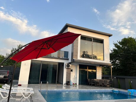 3 otaqlı həyət evi/bağ evi - Qəbələ - 800 m²