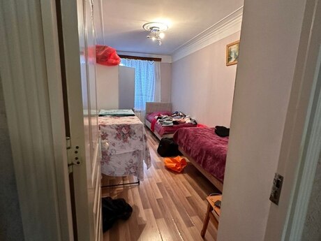 3 otaqlı köhnə tikili - Gənclik m. - 65 m²