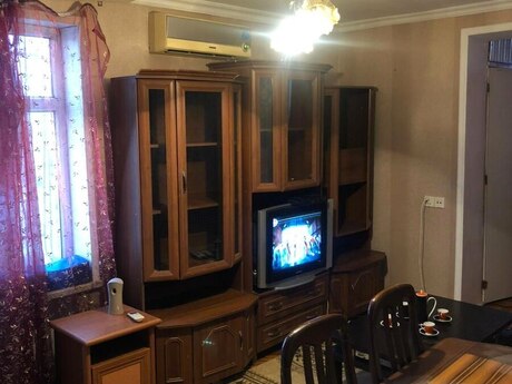 1 otaqlı köhnə tikili - Nəriman Nərimanov m. - 38 m²