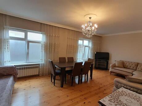 Elan №6089765 - Bakı, Bakıxanov q., 8 otaqlı, 200 m²