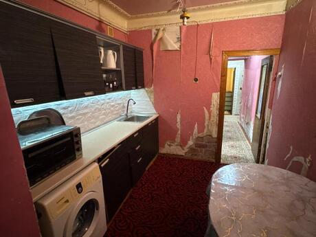 3 otaqlı köhnə tikili - Xalqlar Dostluğu m. - 95 m²
