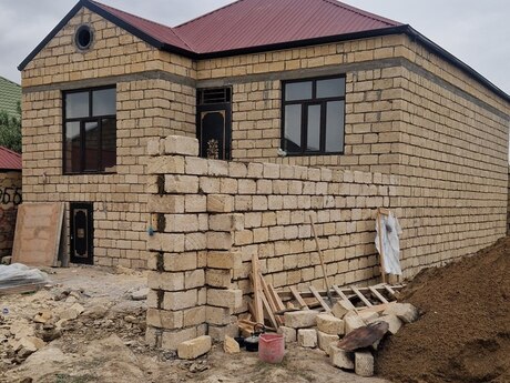 3 otaqlı həyət evi/bağ evi - Hökməli q. - 98 m²
