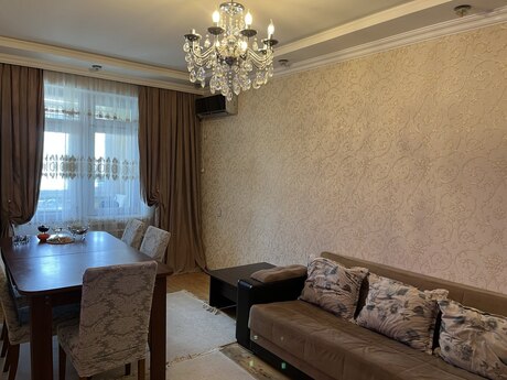 3 otaqlı köhnə tikili - Yeni Günəşli q. - 52 m²