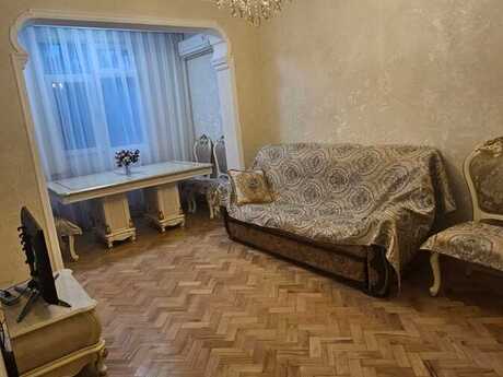 2 otaqlı köhnə tikili - 20 Yanvar m. - 60 m²