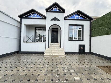 4 otaqlı həyət evi/bağ evi - Zabrat q. - 120 m²