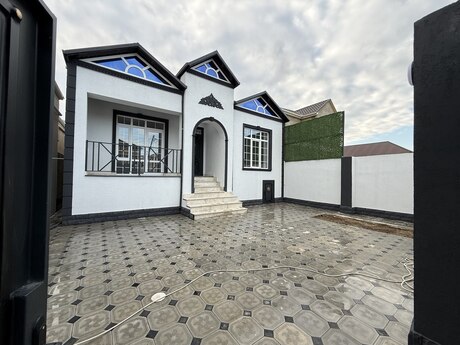 4 otaqlı həyət evi/bağ evi - Zabrat q. - 120 m²