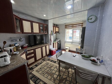 3 otaqlı köhnə tikili - Həzi Aslanov m. - 80 m²