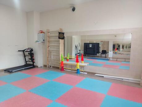 Obyekt - Xalqlar Dostluğu m. - 160 m²