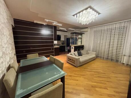 3 otaqlı köhnə tikili - Şah İsmayıl Xətai m. - 90 m²