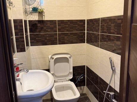 3 otaqlı köhnə tikili - Xırdalan - 81 m²