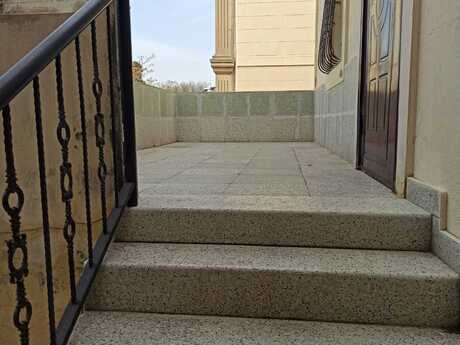 8 otaqlı həyət evi/bağ evi - Badamdar q. - 200 m²