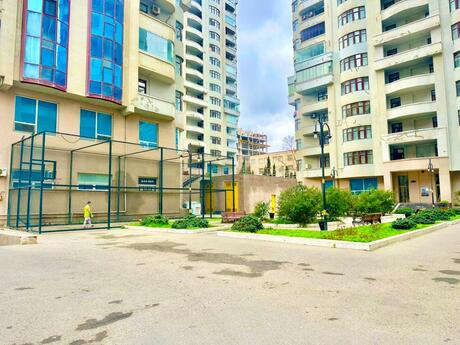 4 otaqlı yeni tikili - Gənclik m. - 206 m²