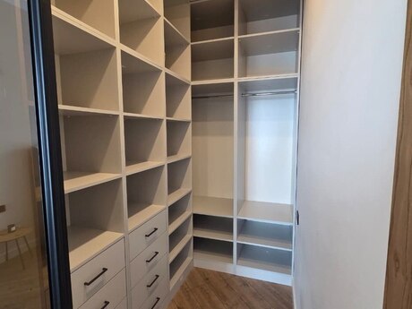 4 otaqlı yeni tikili - Nərimanov r. - 138 m²