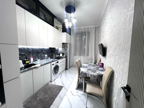 3 otaqlı köhnə tikili - İçəri Şəhər m. - 115 m²