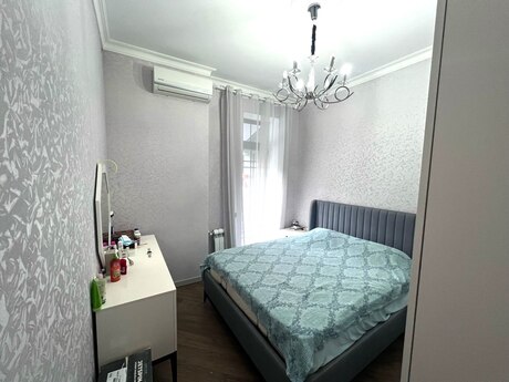 3 otaqlı köhnə tikili - İçəri Şəhər m. - 115 m²