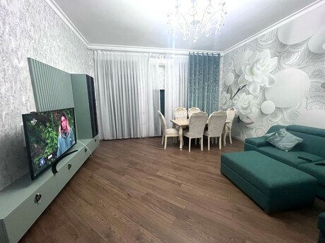 3 otaqlı köhnə tikili - İçəri Şəhər m. - 115 m²