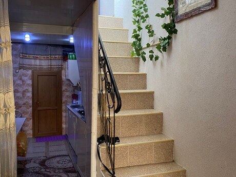 5 otaqlı həyət evi/bağ evi - NZS q. - 160 m²