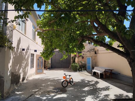 4 otaqlı həyət evi/bağ evi - Buzovna q. - 144 m²