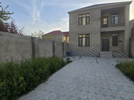 4 otaqlı həyət evi/bağ evi - Saray q. - 165 m²