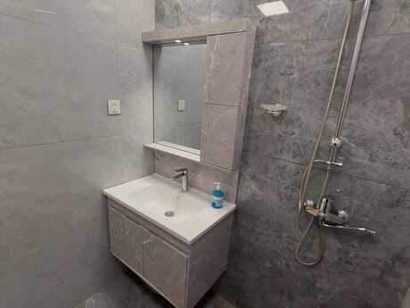2 otaqlı köhnə tikili - Yeni Günəşli q. - 65 m²