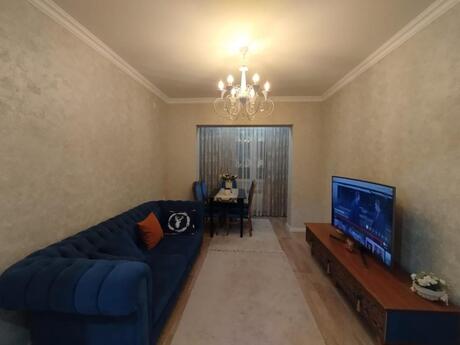 3 otaqlı köhnə tikili - Binəqədi r. - 65 m²
