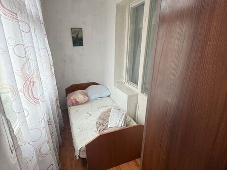 2 otaqlı köhnə tikili - Əhmədli q. - 42 m²