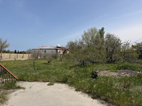 4 otaqlı həyət evi/bağ evi - Novxanı q. - 200 m²